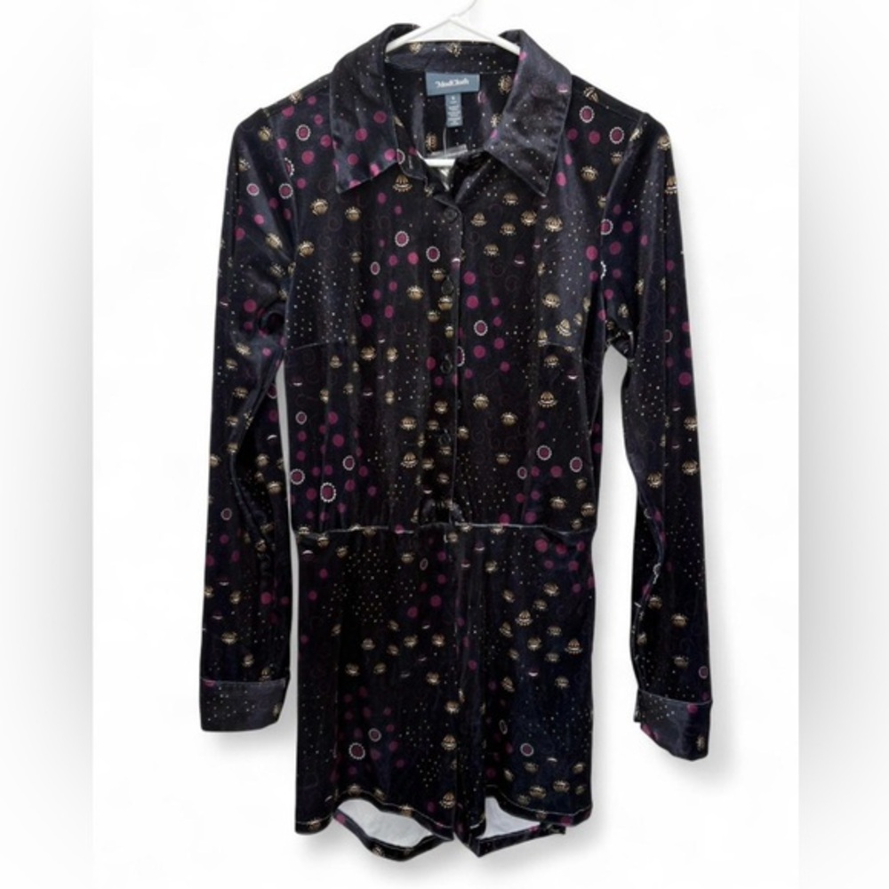 NWOT ModCloth Art Deco Print Velvet Club‎ Button Up Short Romper Small Retro 70s